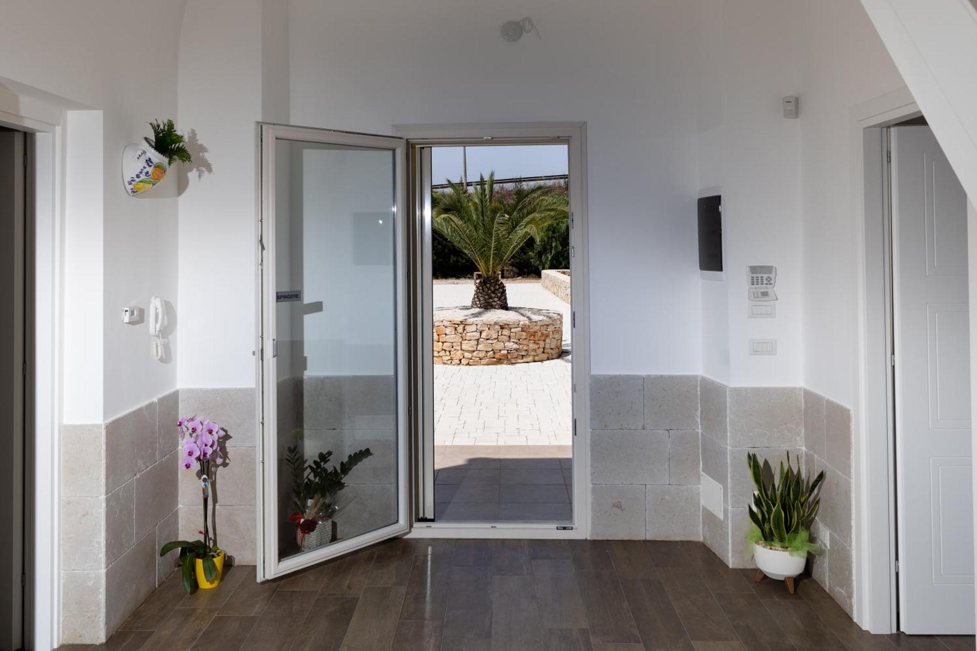 Villa Ramona Noicattaro Exterior photo